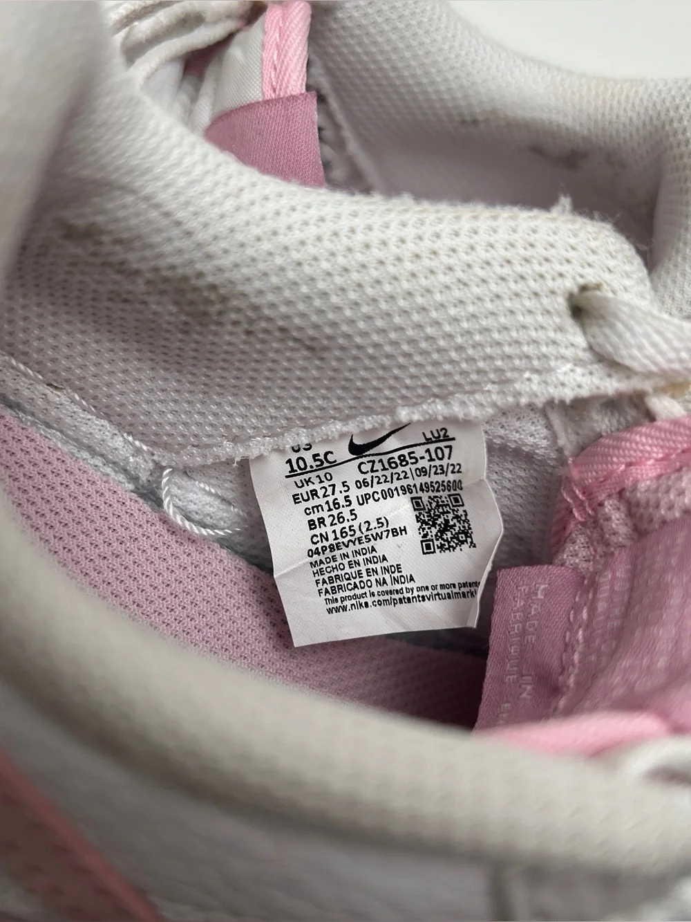 Girls Nike Air Force 1 Low White & Pink Sneakers Size 10.5C